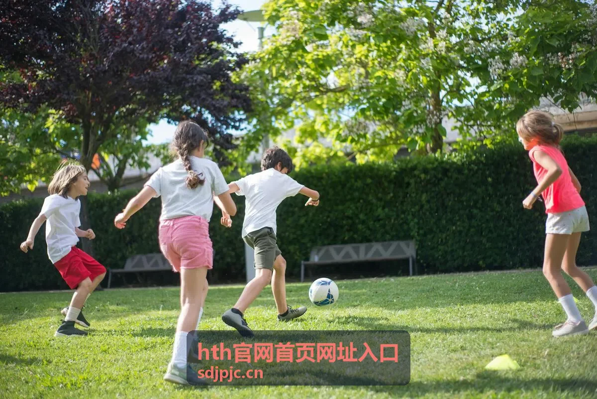 hth官网首页网址入口片库中的电影《星轨之外》封面